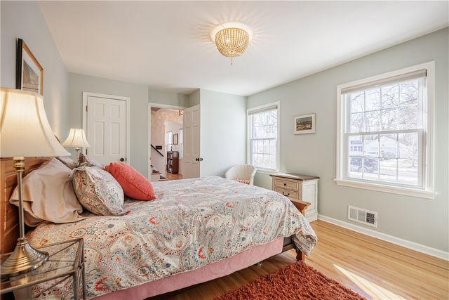 56 Hunters Lane, Brighton, NY 14618