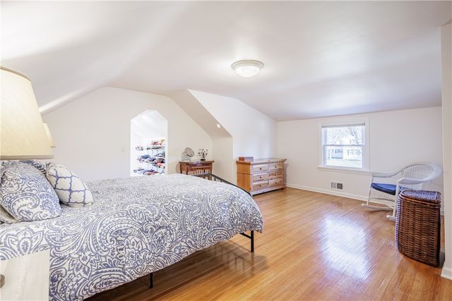 56 Hunters Lane, Brighton, NY 14618