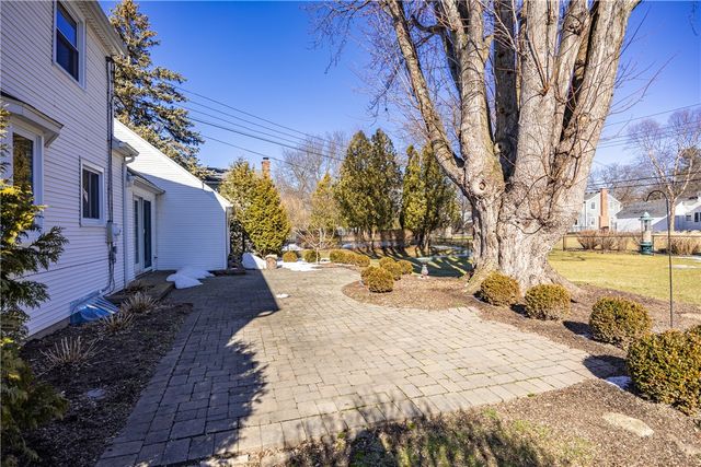 56 Hunters Lane, Brighton, NY 14618