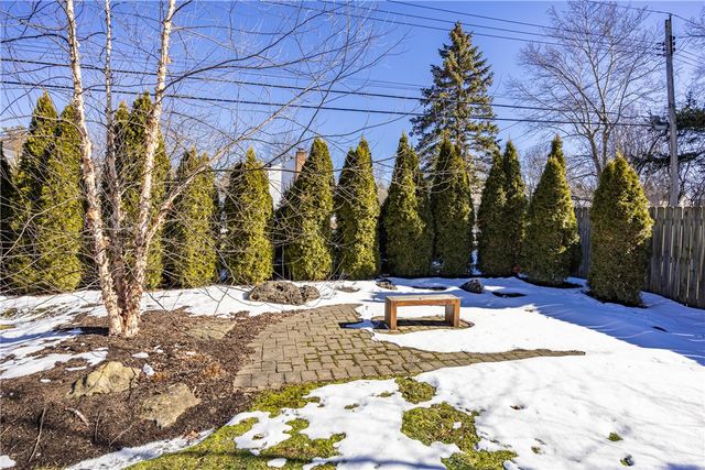 56 Hunters Lane, Brighton, NY 14618