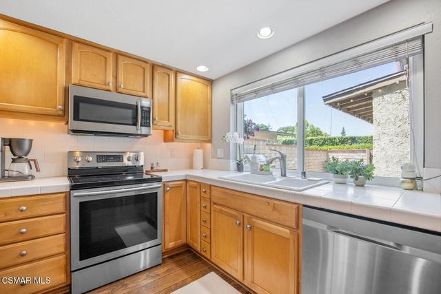 477 Baja Court, Camarillo, CA 93010