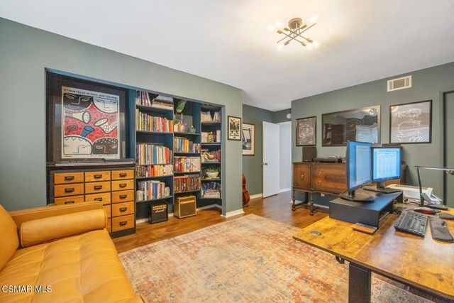 477 Baja Court, Camarillo, CA 93010