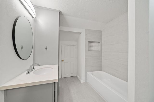 22323 Roberts Cemetery Road, Hockley, TX 77447