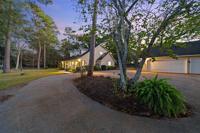 22323 Roberts Cemetery Road, Hockley, TX 77447