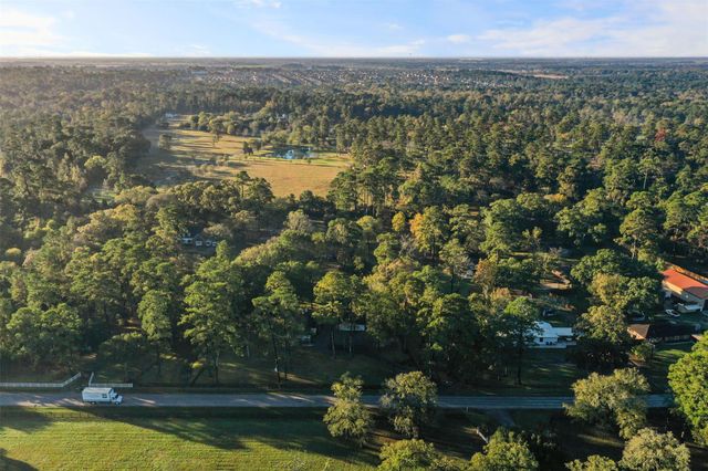 22323 Roberts Cemetery Road, Hockley, TX 77447