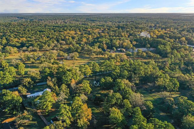 22323 Roberts Cemetery Road, Hockley, TX 77447