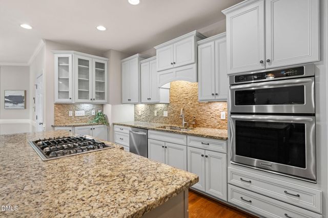 613 Morning Oaks Drive, Holly Springs, NC 27540