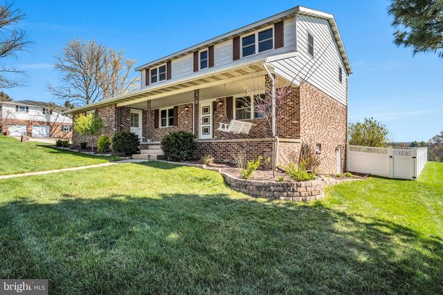 3031 RAYLIGHT DR, York, PA 17402