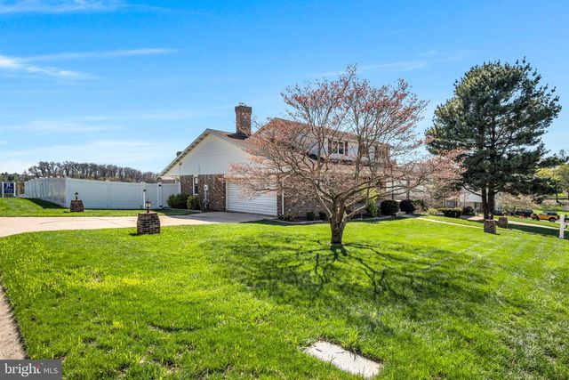 3031 RAYLIGHT DR, York, PA 17402