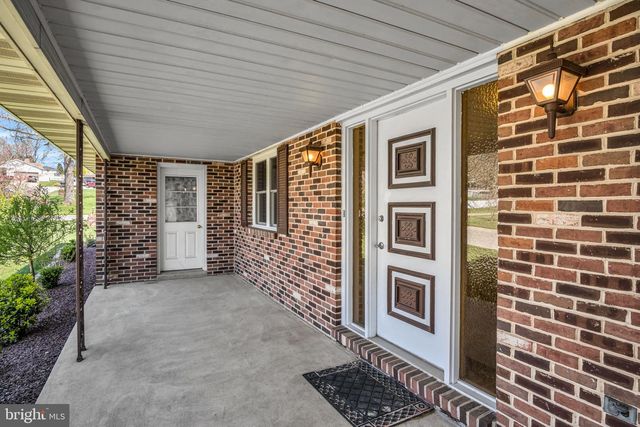 3031 RAYLIGHT DR, York, PA 17402