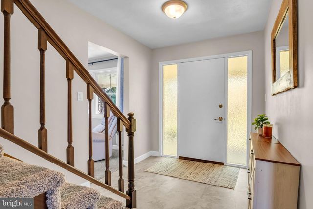 3031 RAYLIGHT DR, York, PA 17402