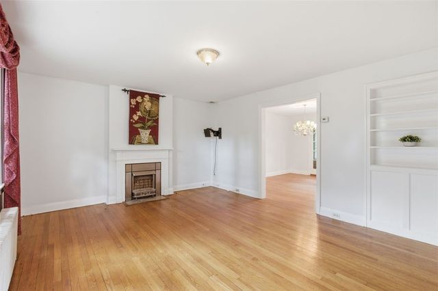 518 Bigham St, Mt Washington, PA 15211