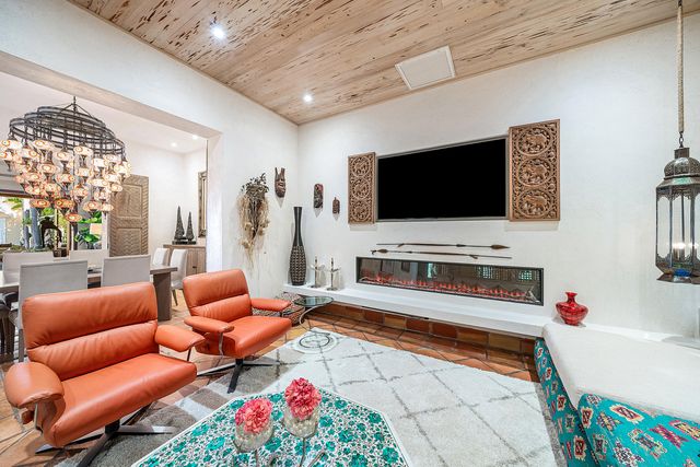 245 Brazilian Avenue, Palm Beach, FL 33480