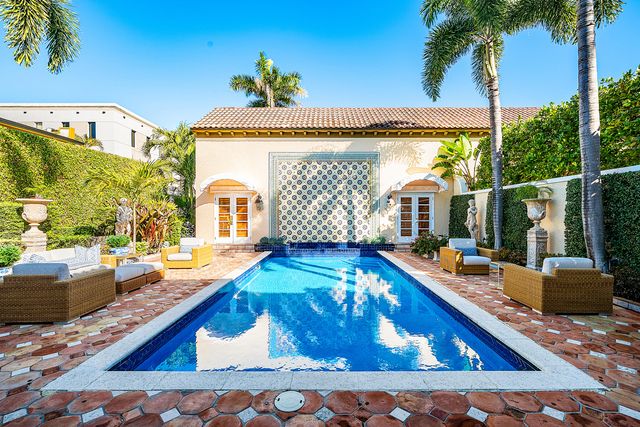 245 Brazilian Avenue, Palm Beach, FL 33480