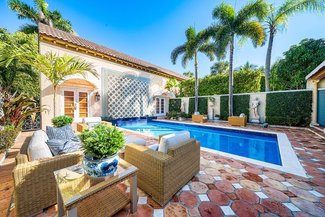 245 Brazilian Avenue, Palm Beach, FL 33480