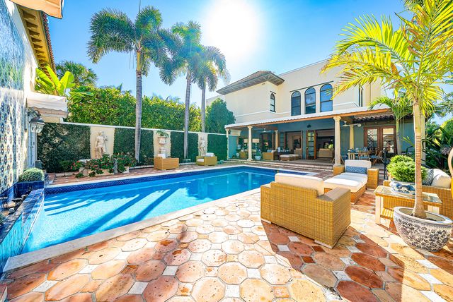 245 Brazilian Avenue, Palm Beach, FL 33480