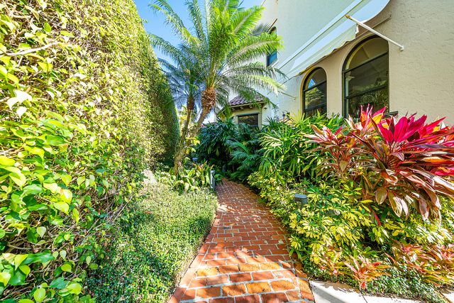 245 Brazilian Avenue, Palm Beach, FL 33480