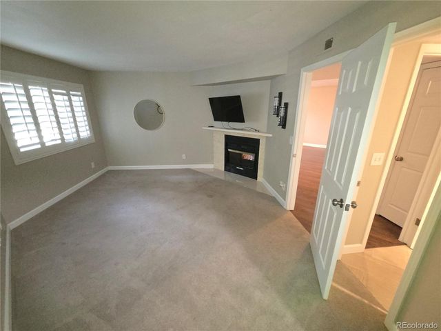 12476 W Nevada Place 105, Lakewood, CO 80228