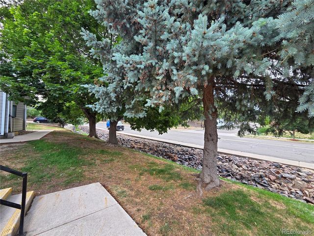 12476 W Nevada Place 105, Lakewood, CO 80228