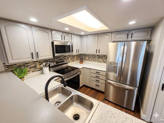 12476 W Nevada Place 105, Lakewood, CO 80228