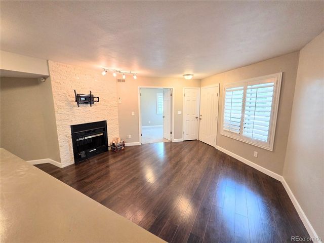 12476 W Nevada Place 105, Lakewood, CO 80228