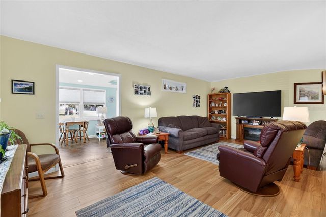 156 ROYAL PALM DRIVE, Leesburg, FL 34748