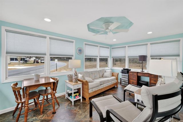 156 ROYAL PALM DRIVE, Leesburg, FL 34748