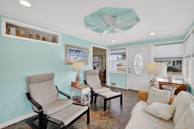 156 ROYAL PALM DRIVE, Leesburg, FL 34748