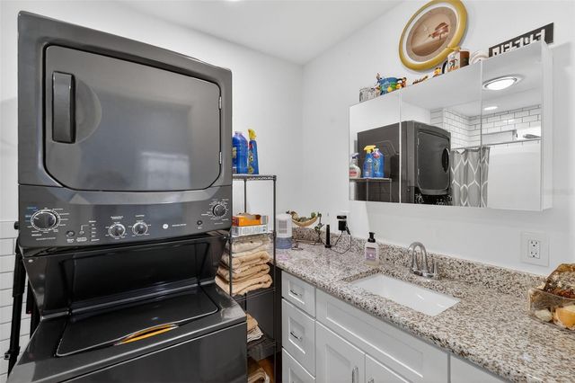 156 ROYAL PALM DRIVE, Leesburg, FL 34748