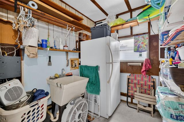 156 ROYAL PALM DRIVE, Leesburg, FL 34748