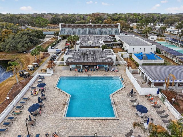 156 ROYAL PALM DRIVE, Leesburg, FL 34748