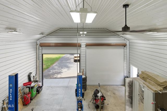 205 Spring Valley Road, Unicoi, TN 37692