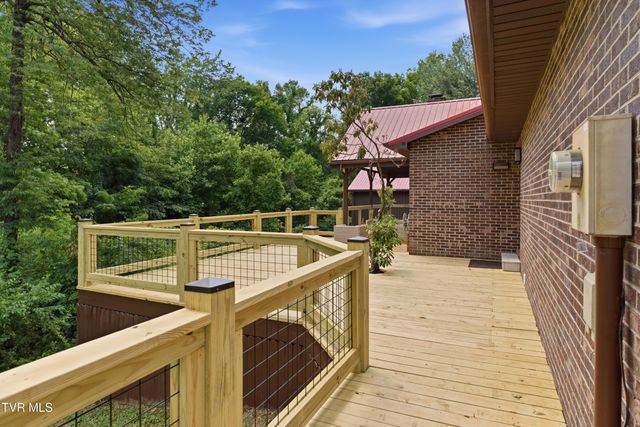 205 Spring Valley Road, Unicoi, TN 37692