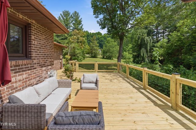 205 Spring Valley Road, Unicoi, TN 37692