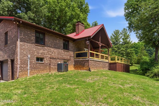 205 Spring Valley Road, Unicoi, TN 37692