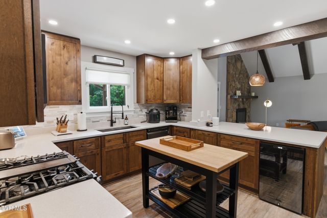 205 Spring Valley Road, Unicoi, TN 37692