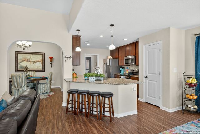 423 Prairie Tea Lane, Canyon Lake, TX 78133