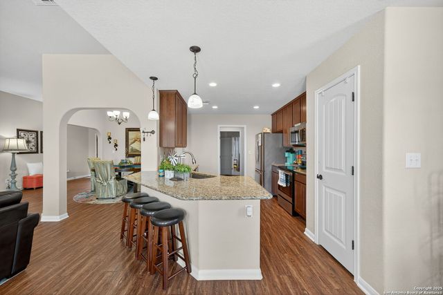 423 Prairie Tea Lane, Canyon Lake, TX 78133