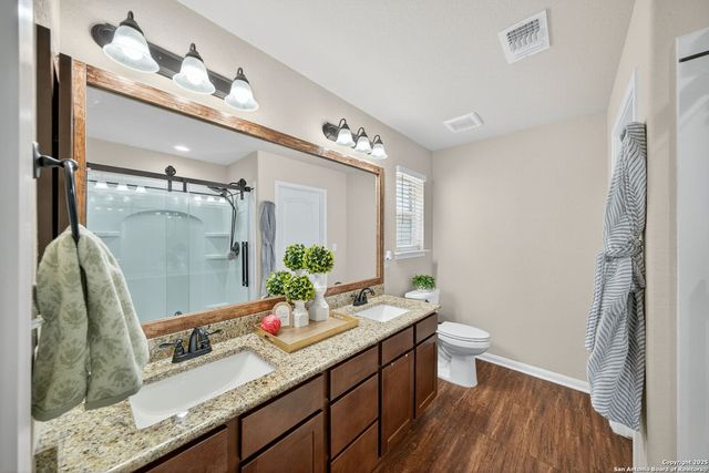 423 Prairie Tea Lane, Canyon Lake, TX 78133