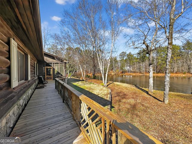 261 McIntosh Circle, Jackson, GA 30233