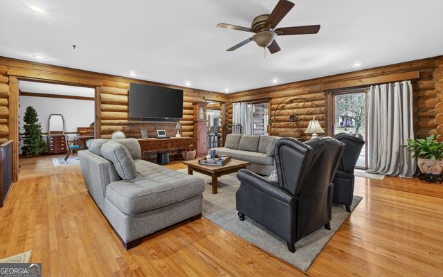 261 McIntosh Circle, Jackson, GA 30233