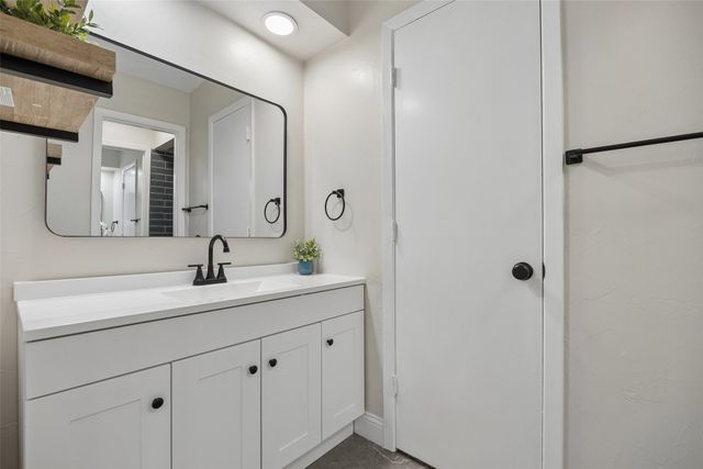 5608 Newman Drive, North Richland Hills, TX 76180