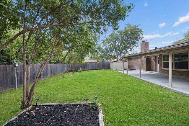 5608 Newman Drive, North Richland Hills, TX 76180