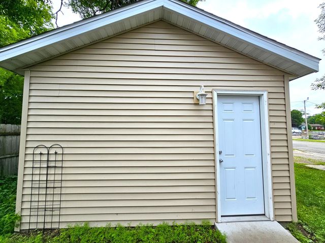 702 E Junius Avenue, Fergus Falls, MN 56537