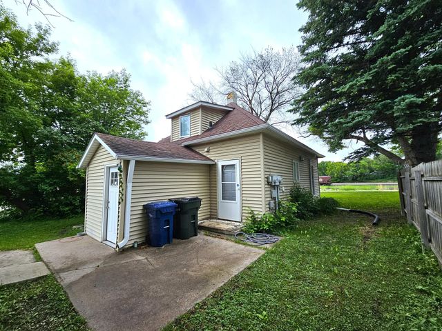702 E Junius Avenue, Fergus Falls, MN 56537