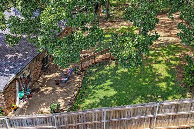 1104 Forest Hill Street, Gladewater, TX 75647