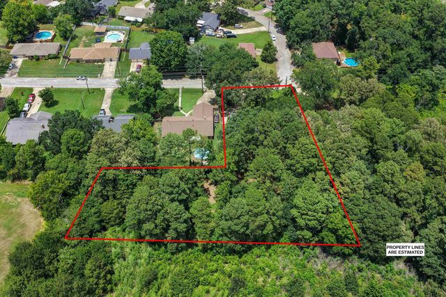 1104 Forest Hill Street, Gladewater, TX 75647