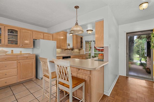 1104 Forest Hill Street, Gladewater, TX 75647