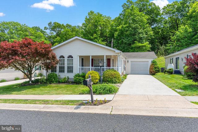 1090 CLUB HOUSE COURT, Schwenksville, PA 19473