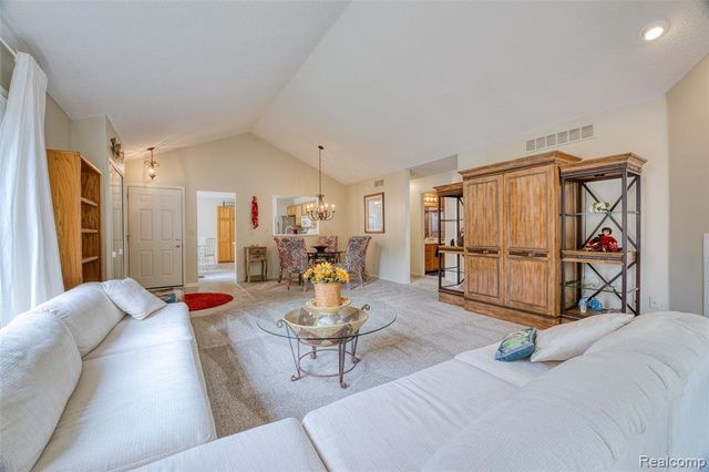 21790 River Ridge Trail, Farmington Hills, MI 48335